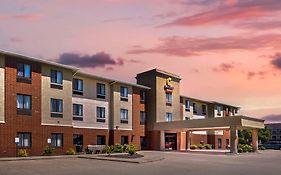 Comfort Suites Merrillville 3*